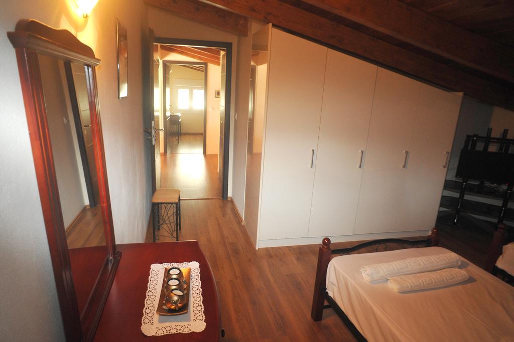 Villa Poulades Гоувия Номер фото