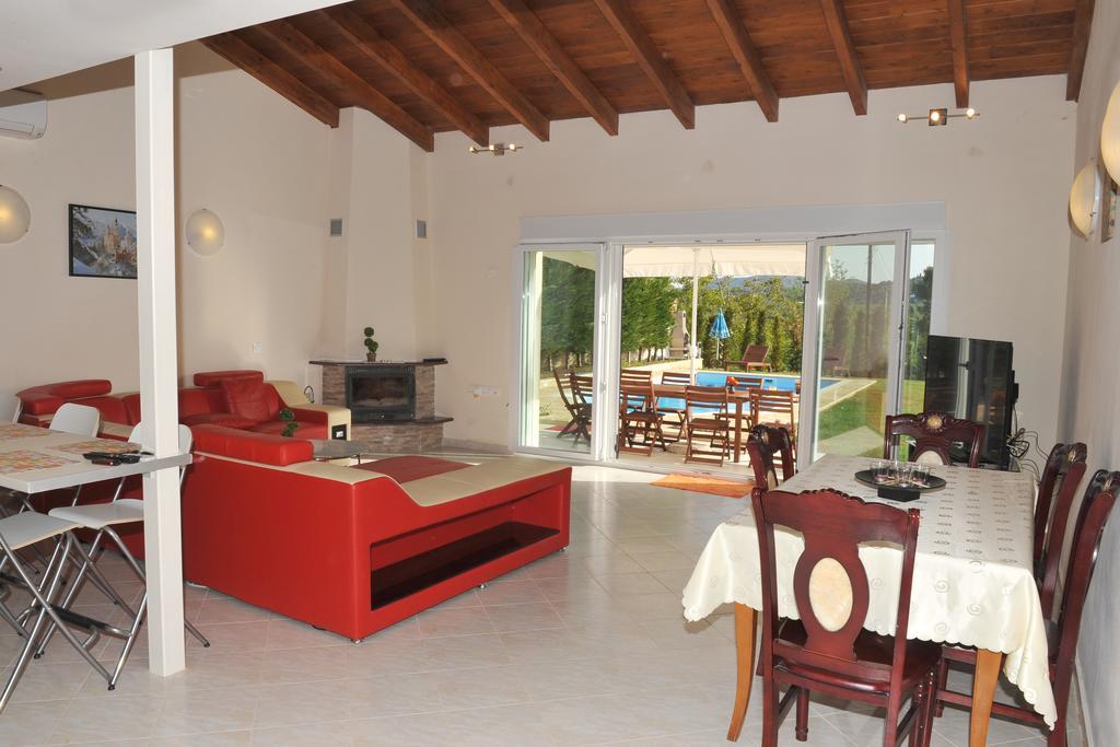 Villa Poulades Гоувия Номер фото