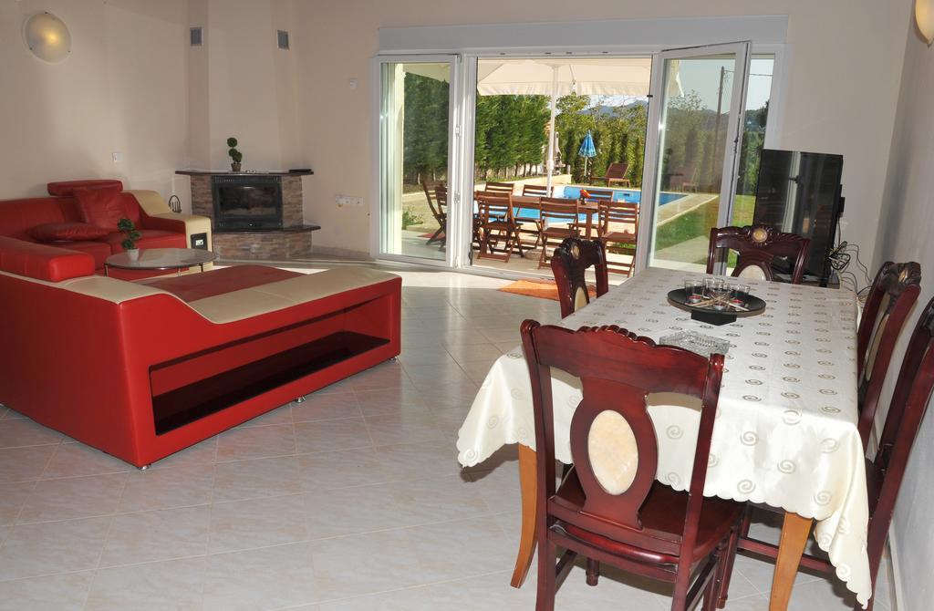 Villa Poulades Гоувия Номер фото