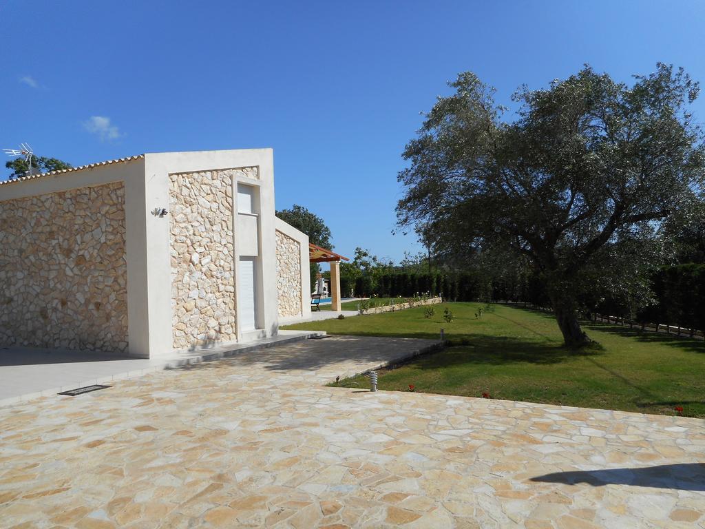 Villa Poulades Гоувия Экстерьер фото