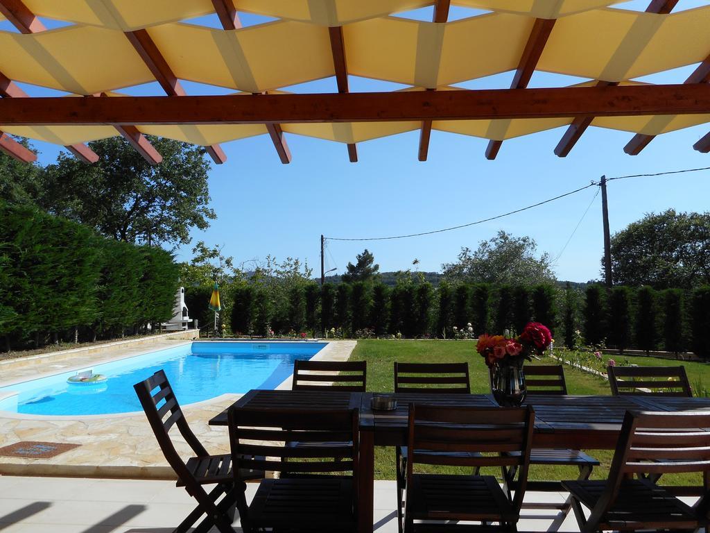 Villa Poulades Гоувия Экстерьер фото